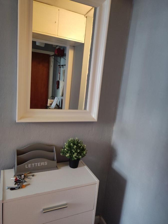 Single Room No.3 In The Very Center Of ורשה מראה חיצוני תמונה